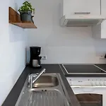 Apartament Modernes, Stilvolles 1 *