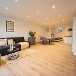 Modernes, Stilvolles 1 Apartament