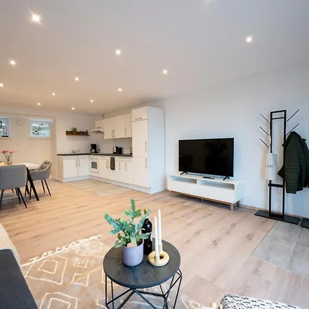 Modernes, Stilvolles 1 Apartment *